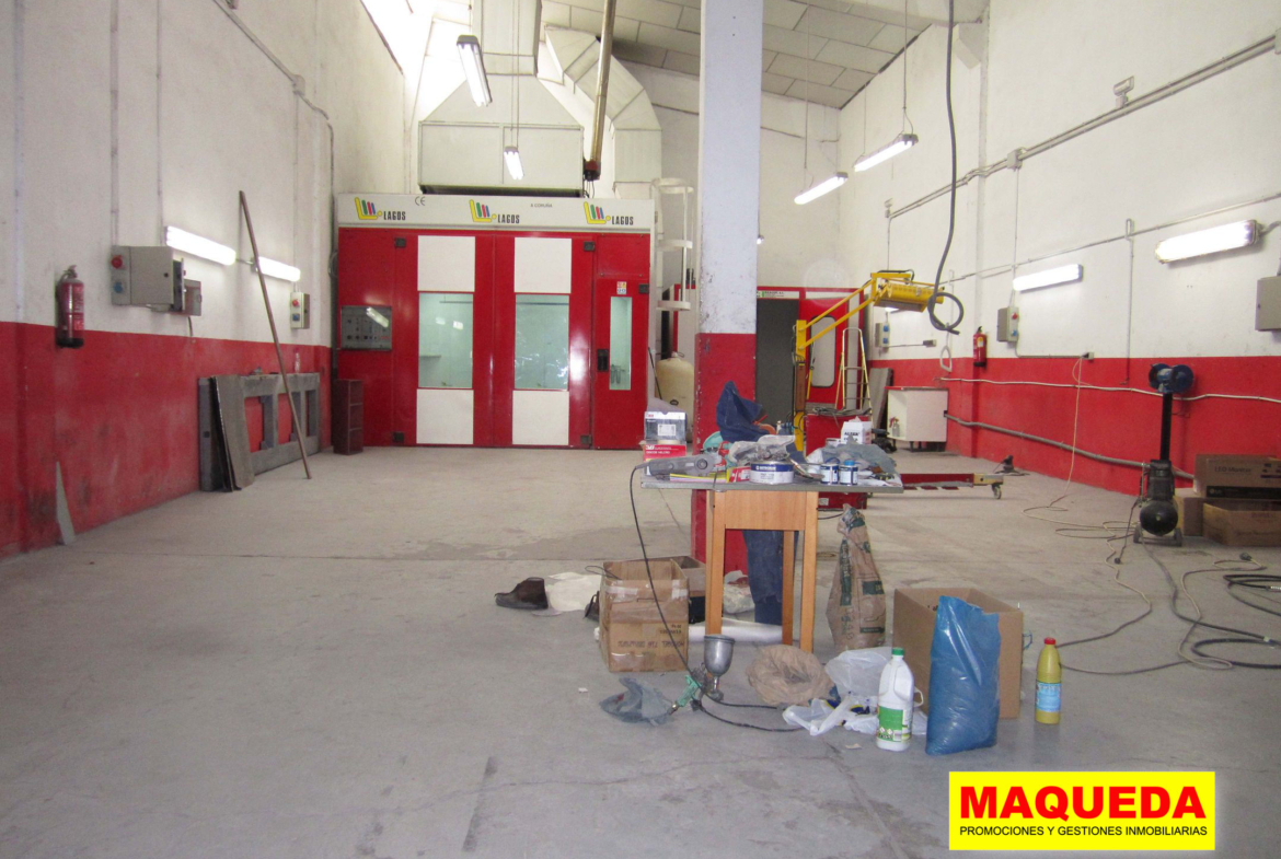 Nave industrial en alquiler en Alcorcón con cabina de pintura
