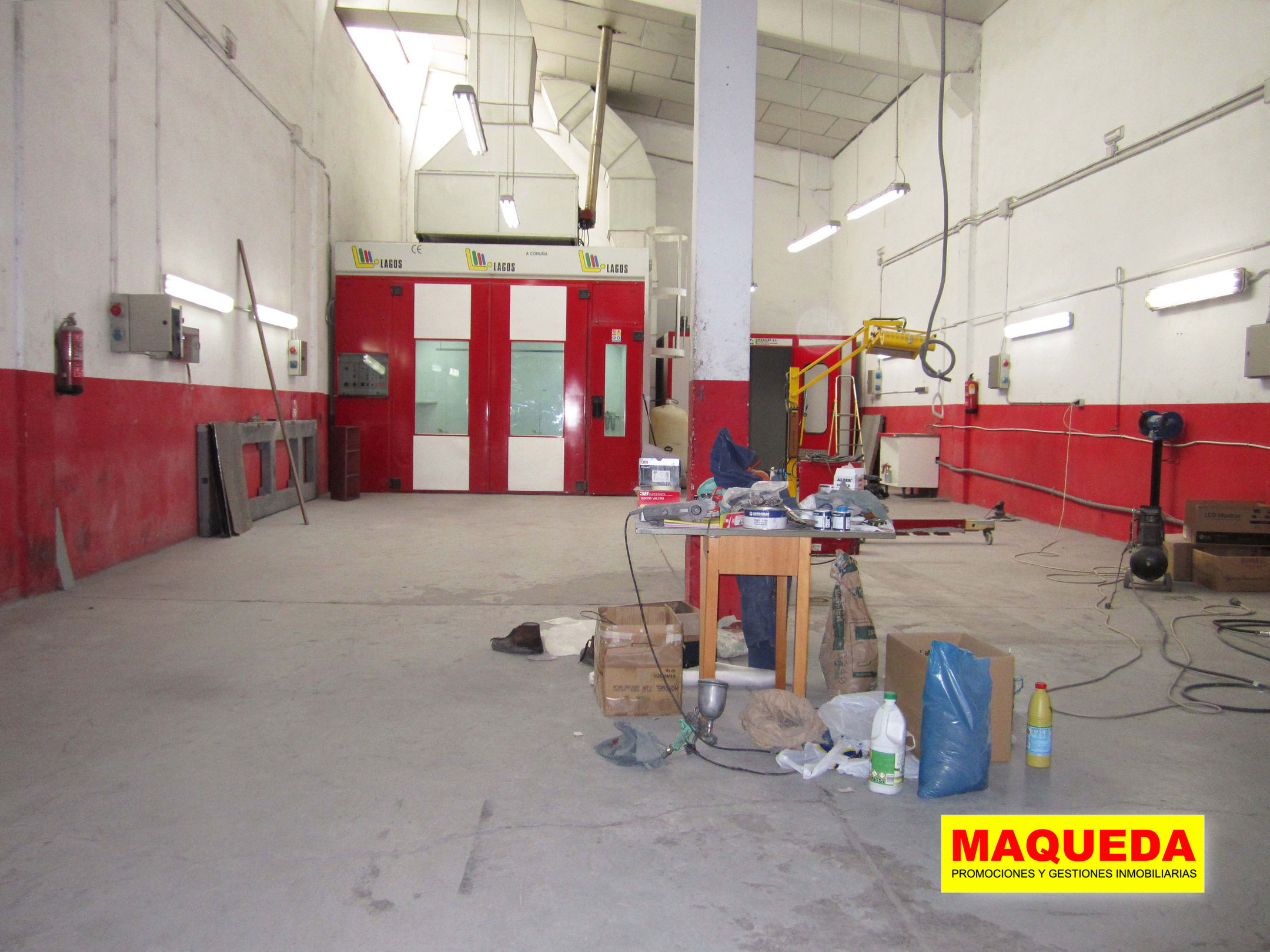 Nave industrial en alquiler en Alcorcón con cabina de pintura