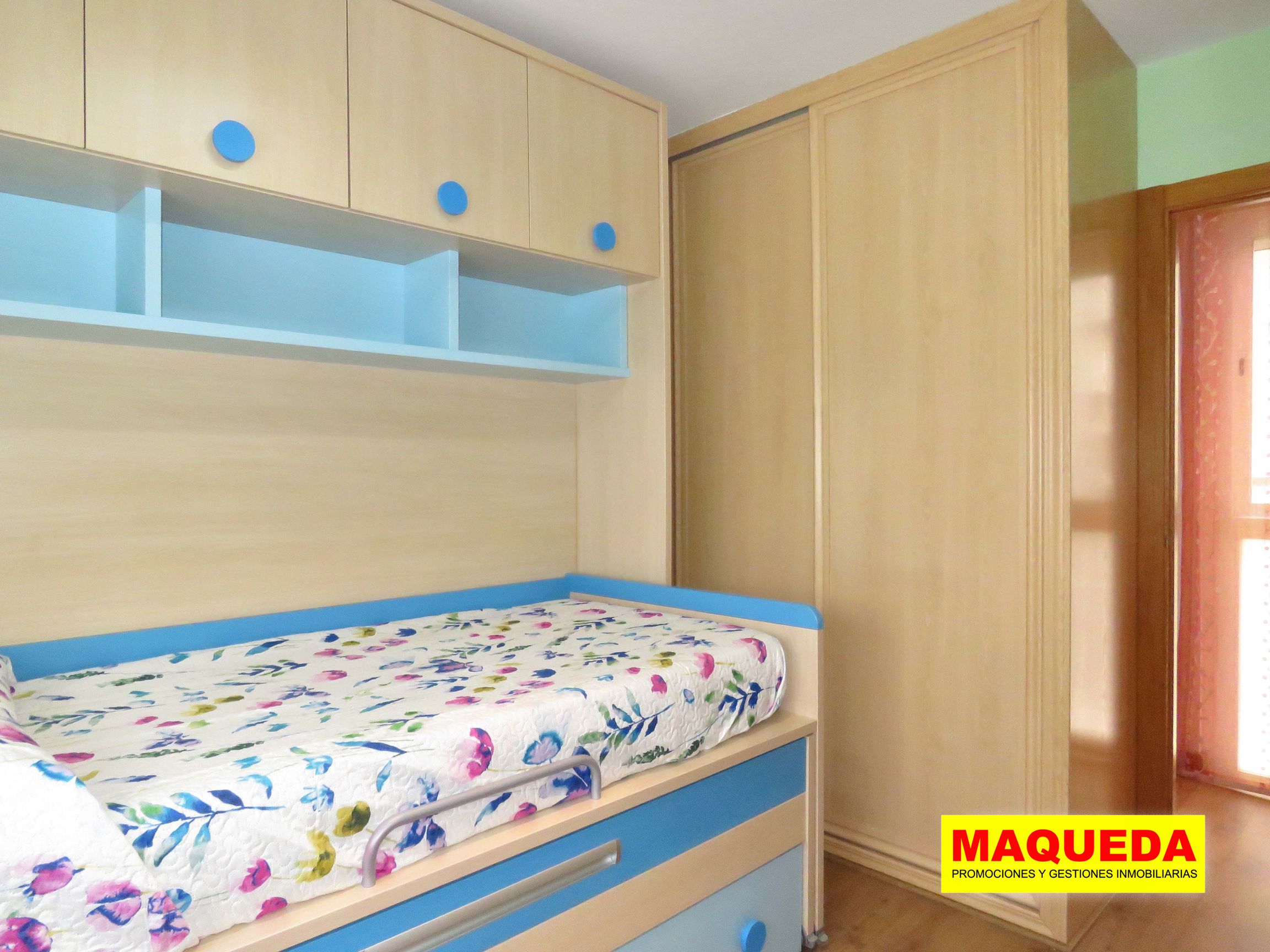 Dormitorio con cama puente del piso en alquiler en Fuente Cisneros, Alcorcón
