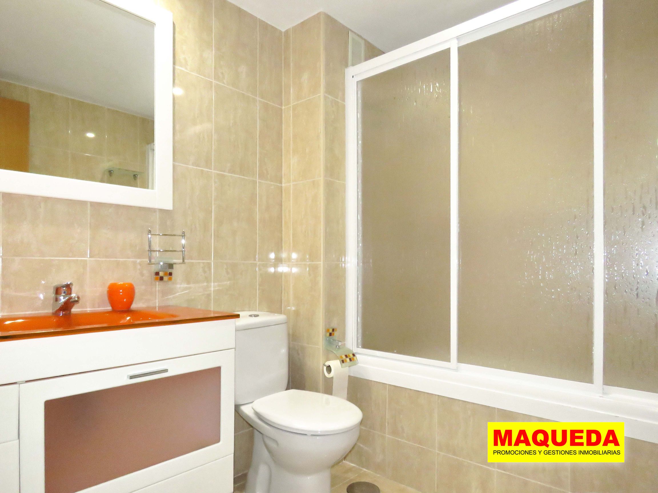 Baño del piso en alquiler en Fuente Cisneros, Alcorcón
