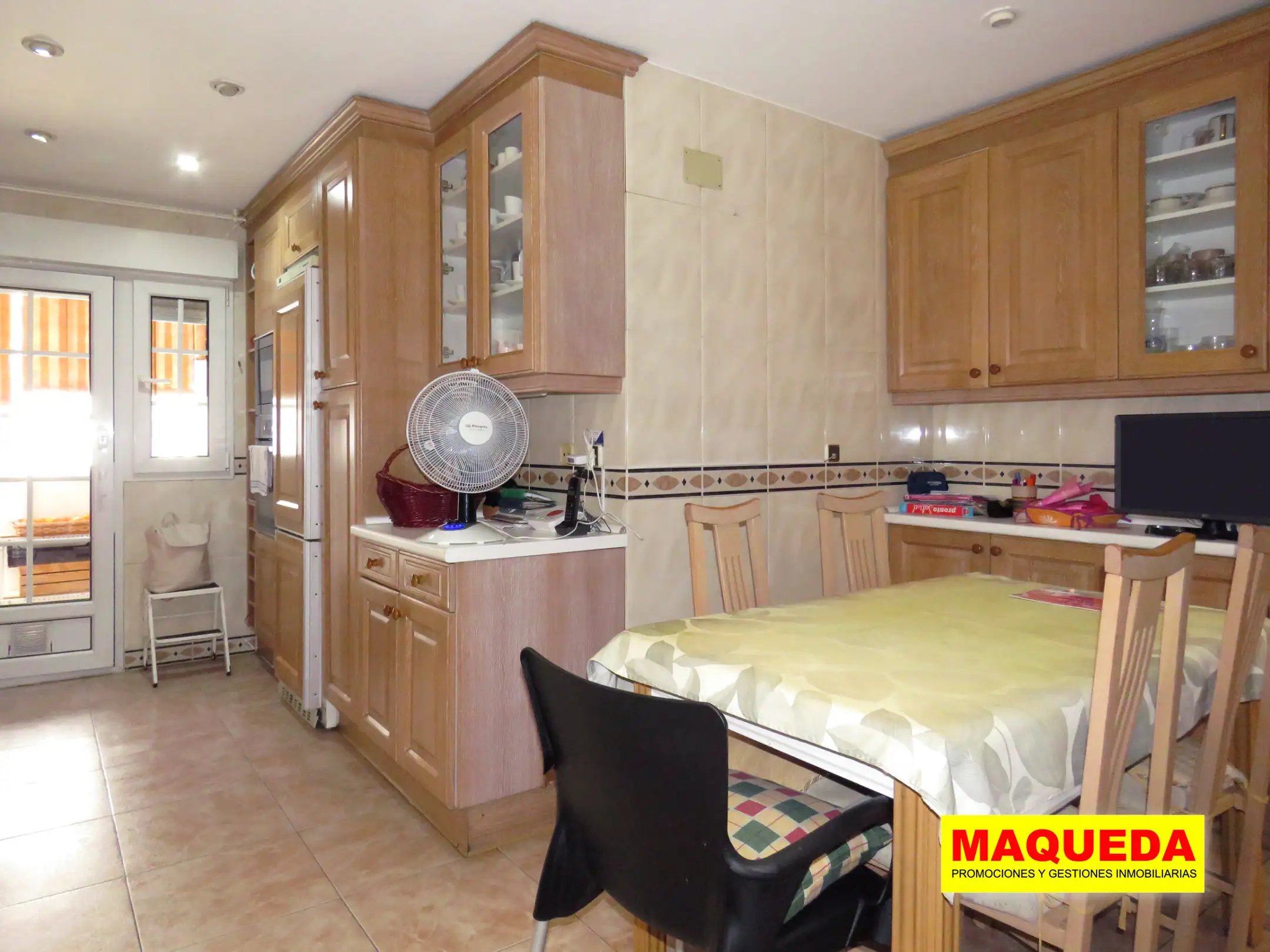 Zona de office en la cocina del piso en venta en Alcorcón centro