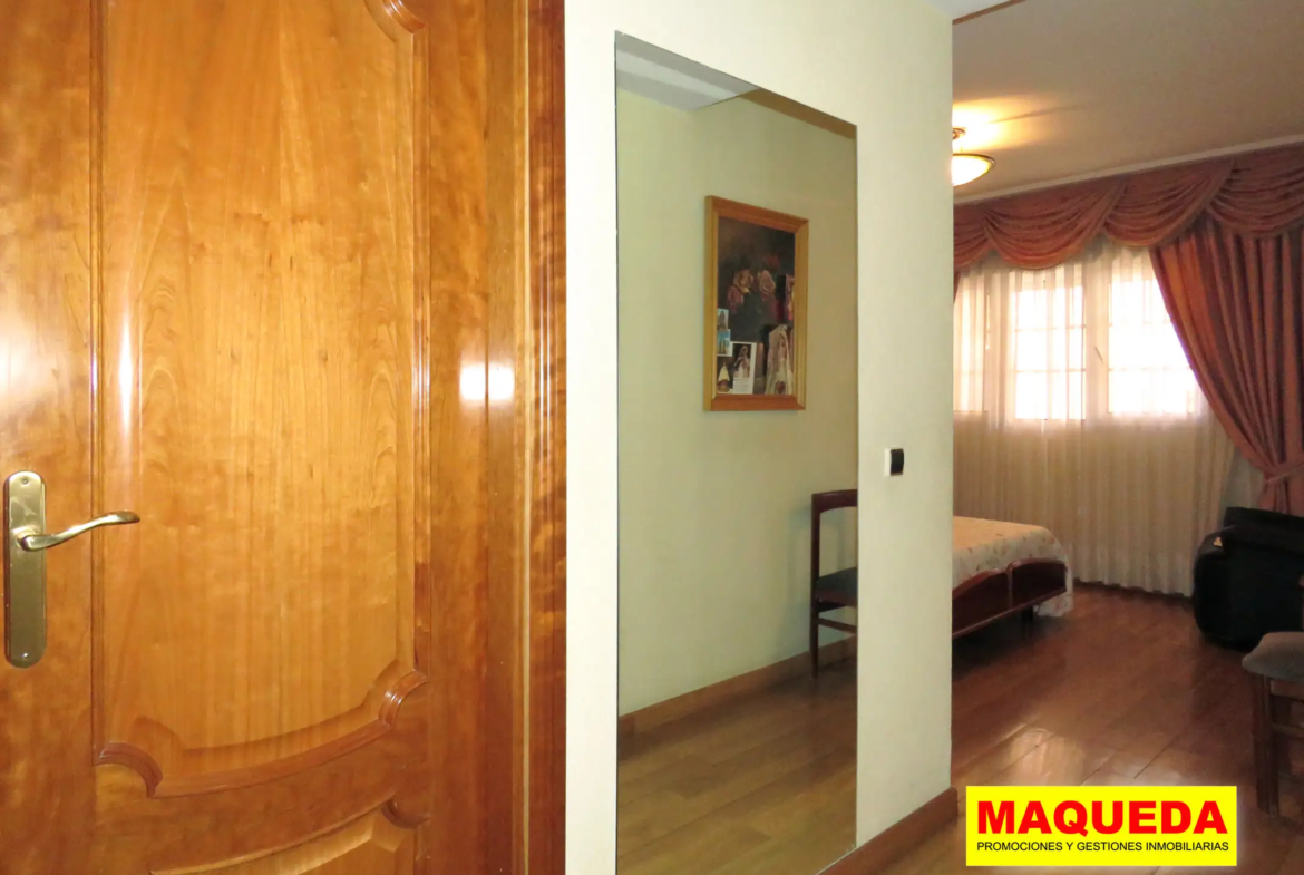 Dormitorio en suite del piso en venta en Alcorcón centro - junto a Plaza Las Fraguas