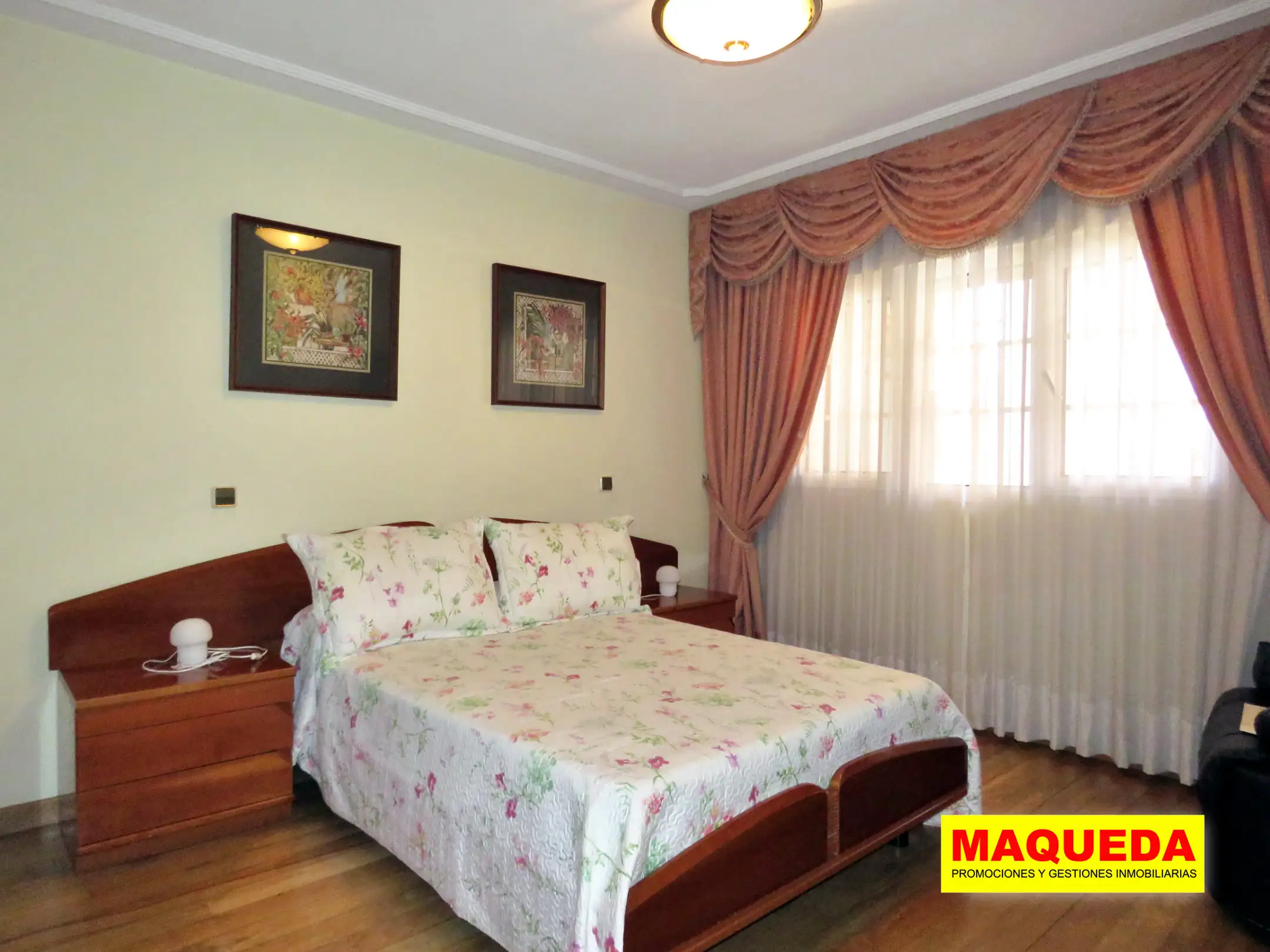Dormitorio principal del piso en venta en el centro de Alcorcón - junto a Plaza Las Fraguas