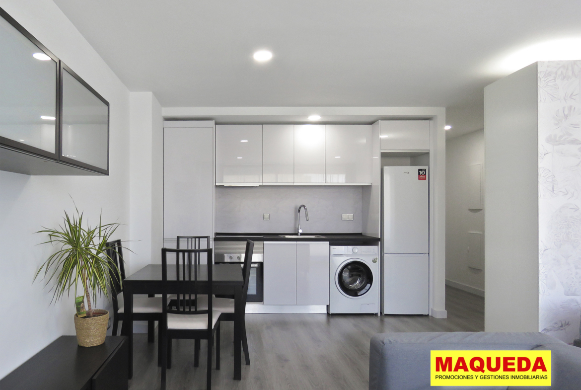 Sala del estudio tipo loft en alquiler en Puerta del Sur, Alcorcón
