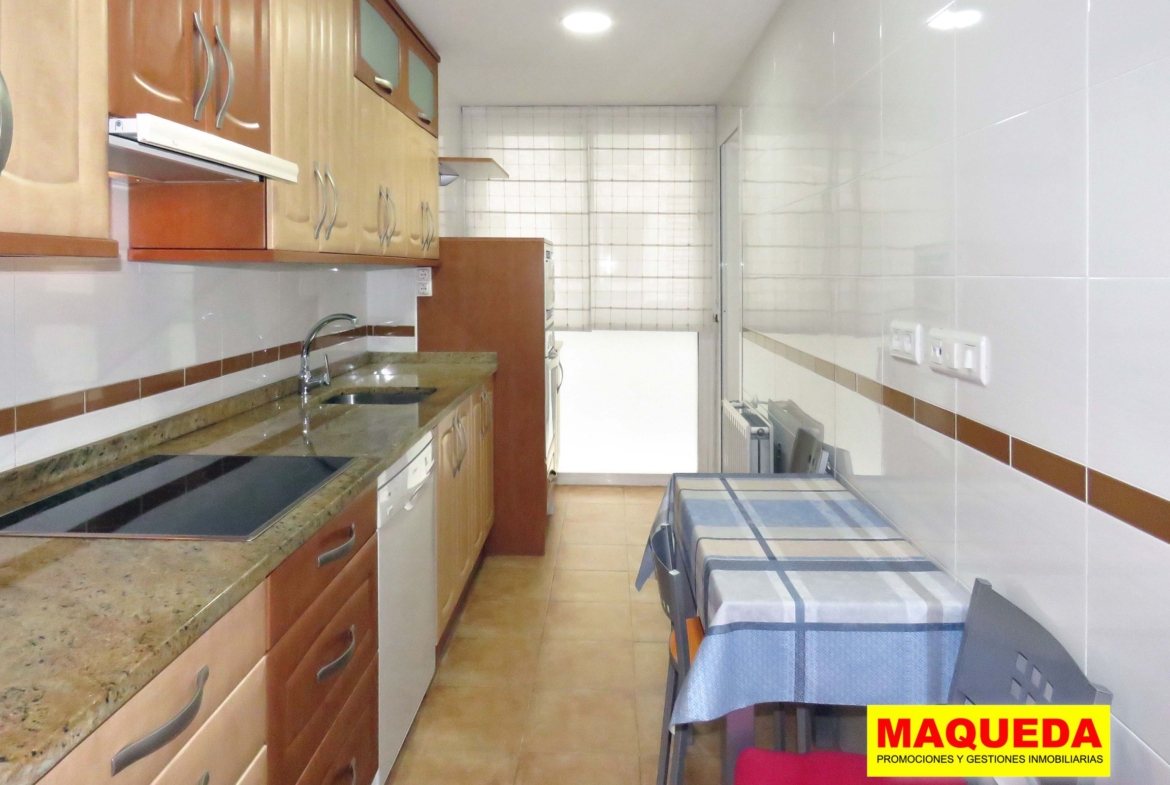 Cocina con office del piso en alquiler en Fuente Cisneros, Alcorcón