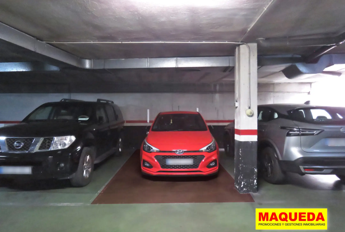 Amplia plaza de garaje del piso en venta en Alcorcón centro