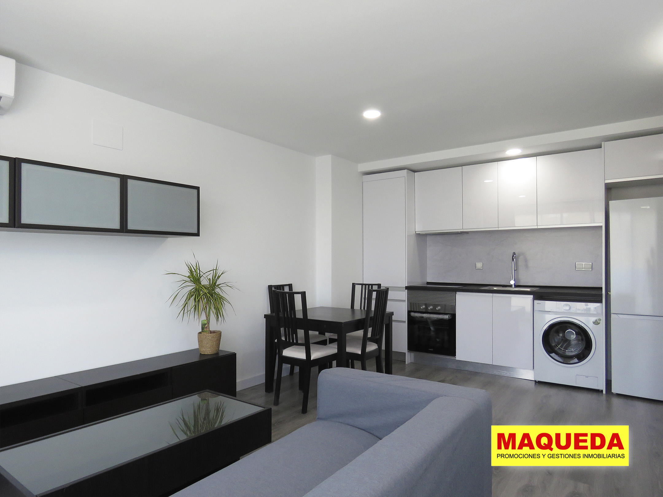Cocina del estudio tipo loft en alquiler en Puerta del Sur, Alcorcón