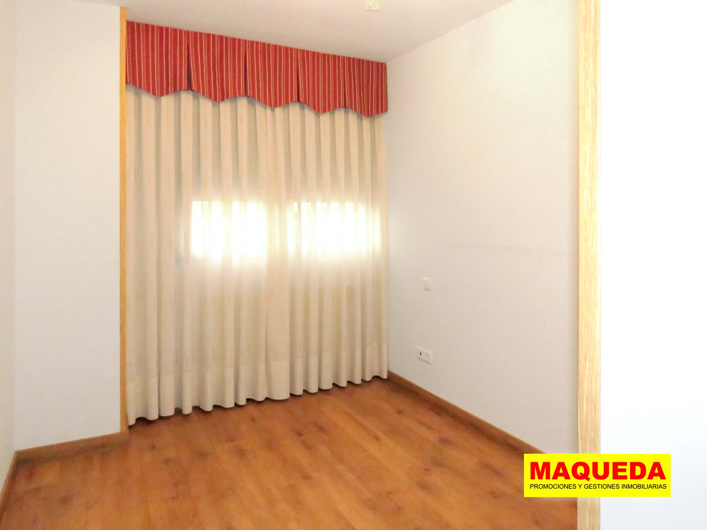 Dormitorio principal del piso en alquiler en Fuente Cisneros, Alcorcón
