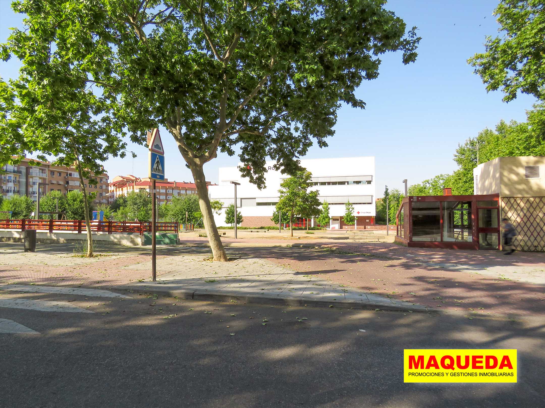Entorno del garaje en venta en Avenida del Oeste, Alcorcón