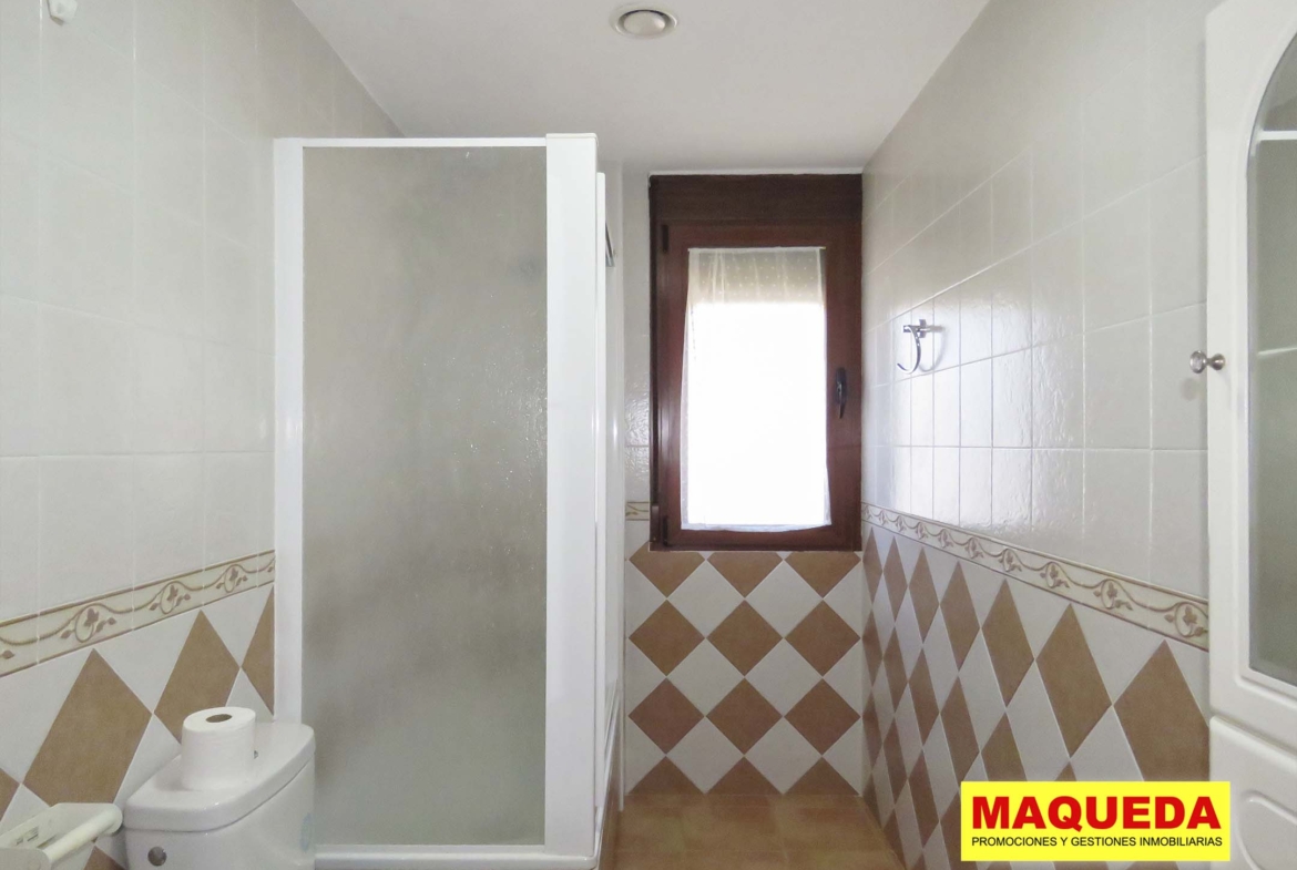 Baño del apartamento en alquiler en Calypo-Fado