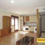 Salón y cocina americana del apartamento en alquiler en Calypo-Fado