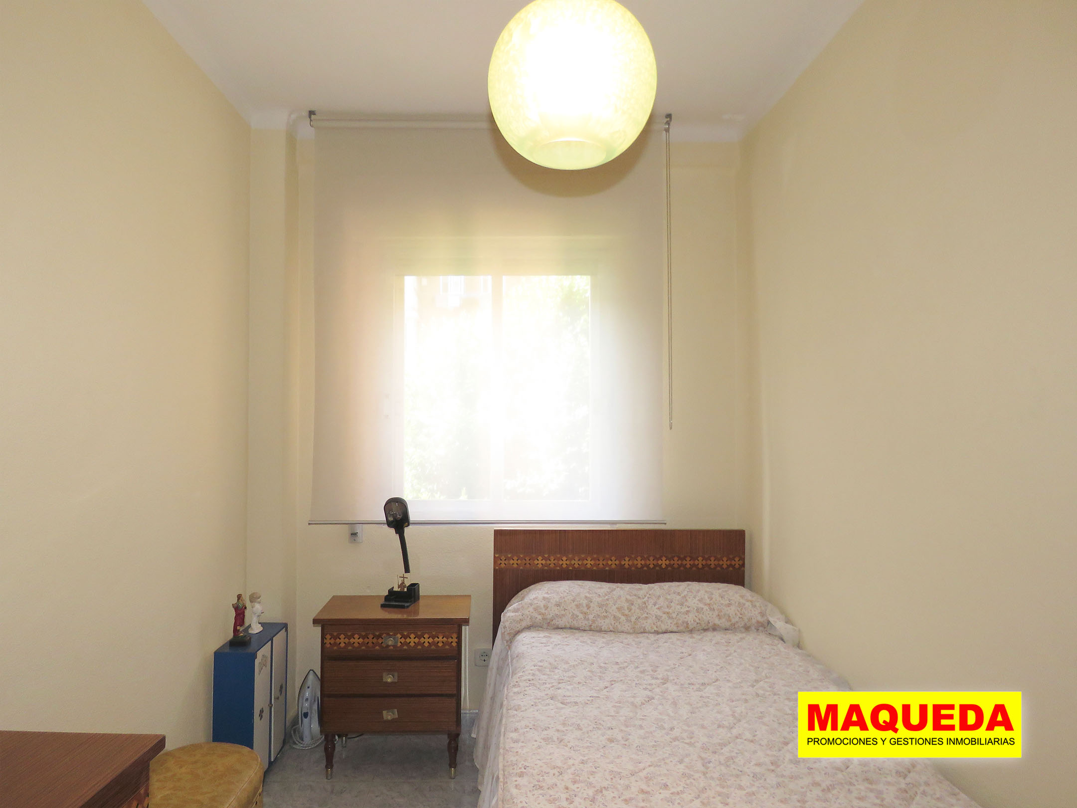 Dormitorio secundario del piso en venta en zona centro de Alcorcón, junto a calle Mayor