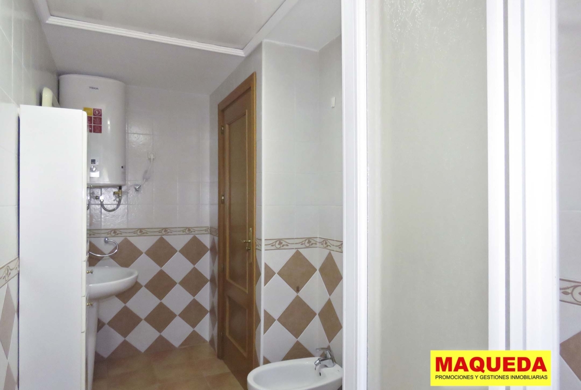 Baño del apartamento en alquiler en Calypo-Fado