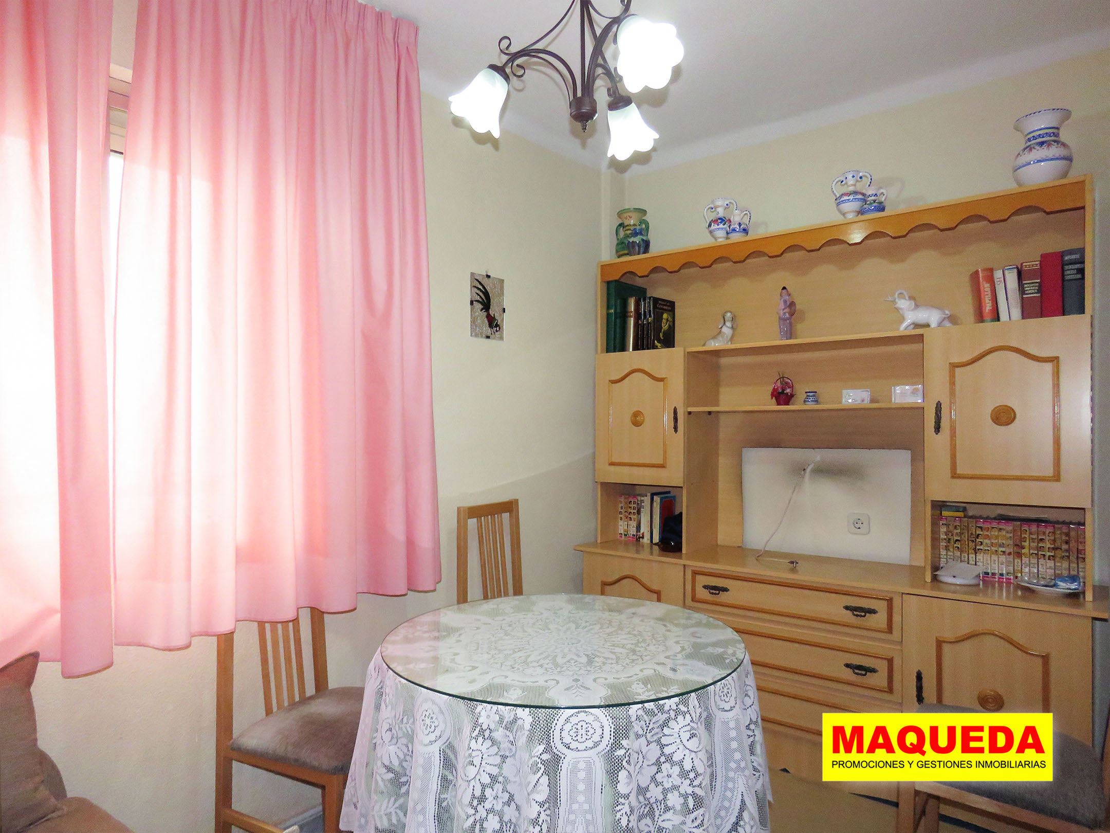 Habitación del piso en venta en zona centro de Alcorcón, junto a calle Mayor