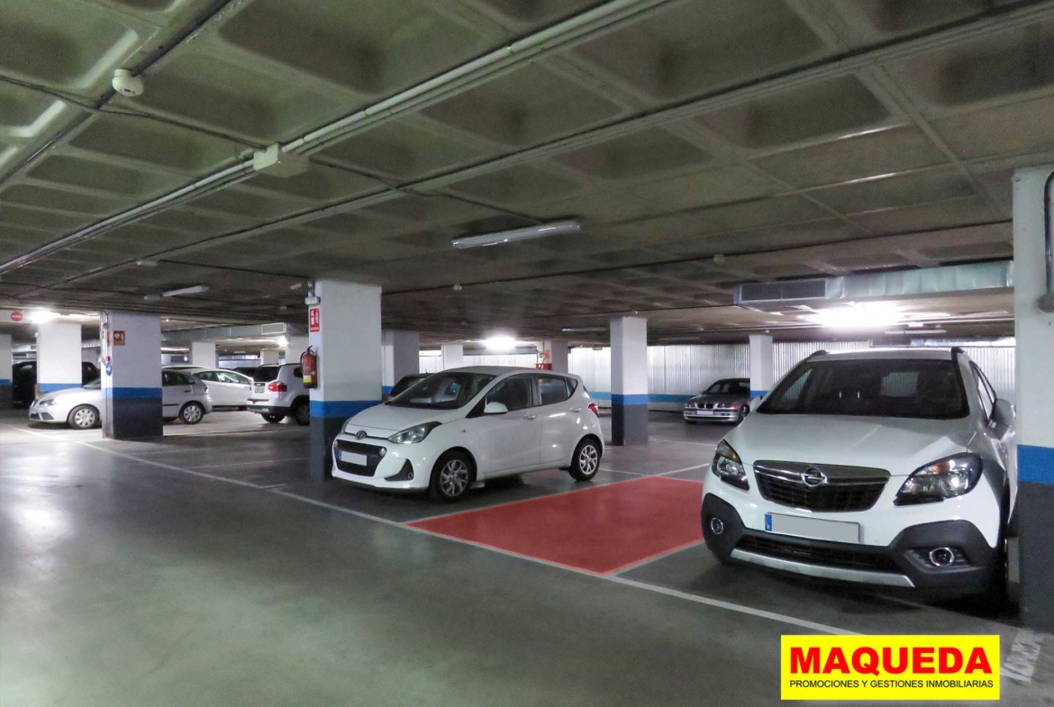 Plaza de garaje en venta en Avenida del Oeste, Alcorcón