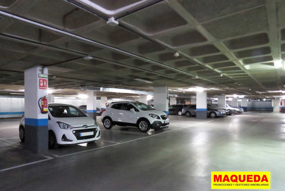 Plaza de garaje en venta en Avenida del Oeste, Alcorcón