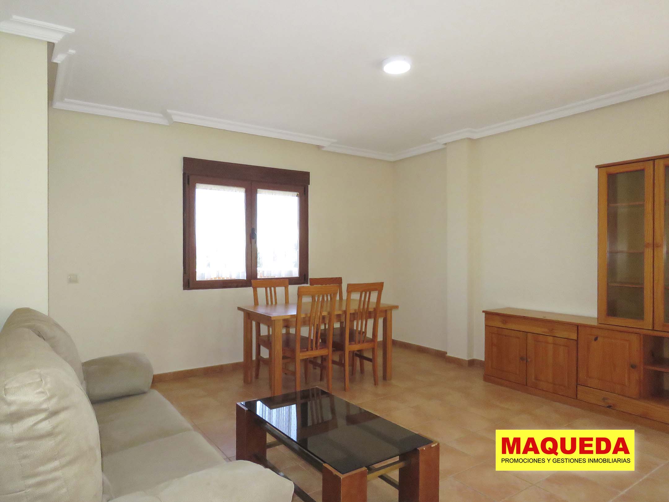 Salón comedor del apartamento en alquiler en Calypo-Fado