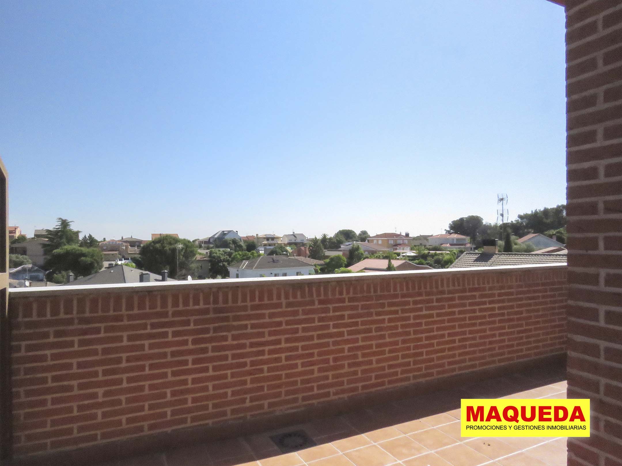 Terraza con vistas del apartamento en alquiler en Calypo-Fado