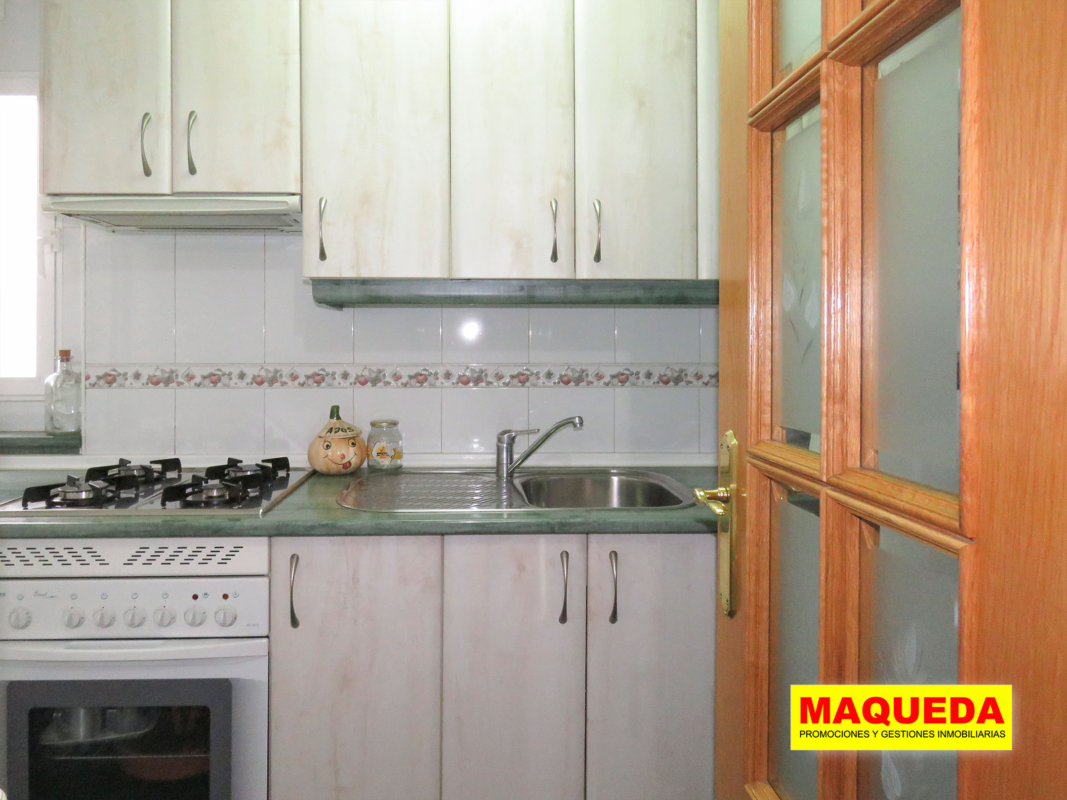 Cocina del piso en venta en zona centro de Alcorcón, junto a calle Mayor