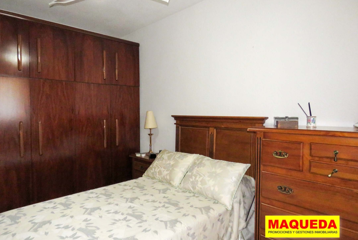Dormitorio de matrimonio del piso en venta en calle Mayor Alcorcón