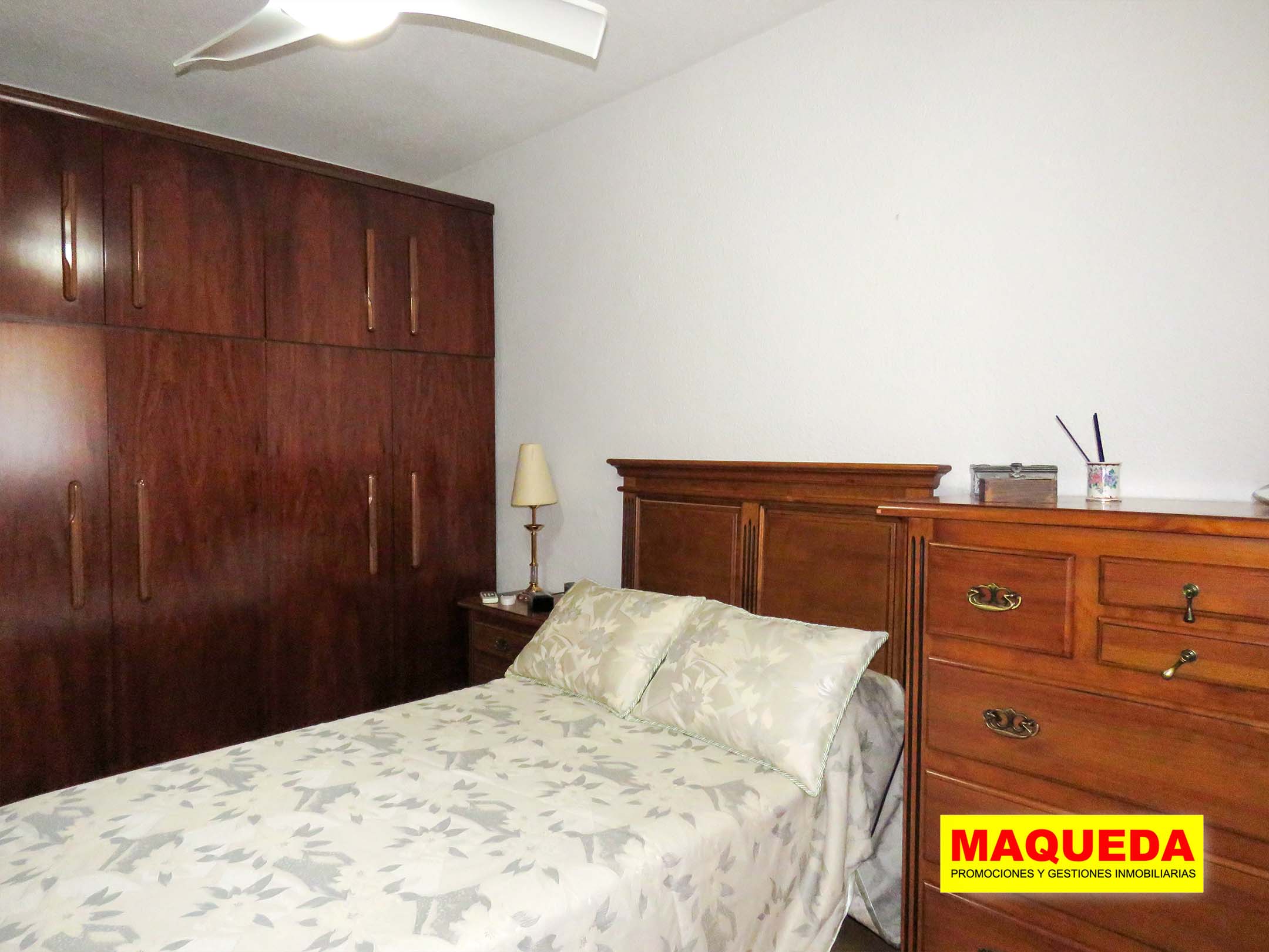 Dormitorio de matrimonio del piso en venta en calle Mayor Alcorcón