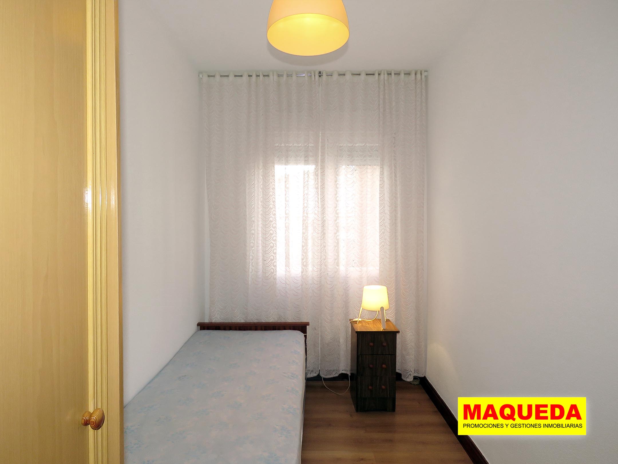 Dormitorio 2 del piso en venta en Alcorcón Centro junto a calle Mayor