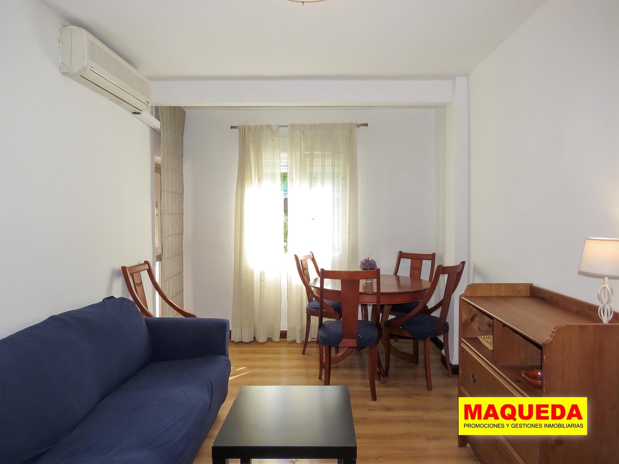 Salón del piso en venta en Alcorcón Centro junto a calle Mayor