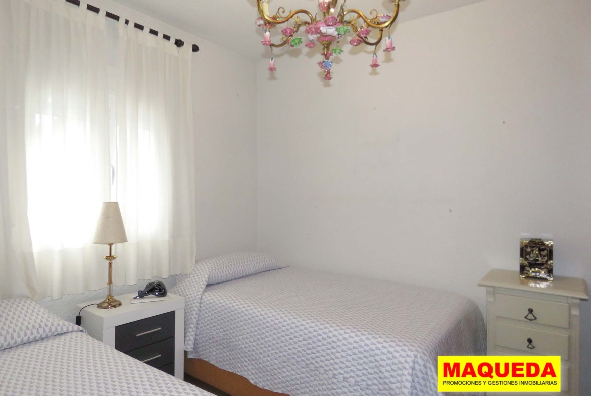Dormitorio doble del piso en venta en calle Mayor Alcorcón