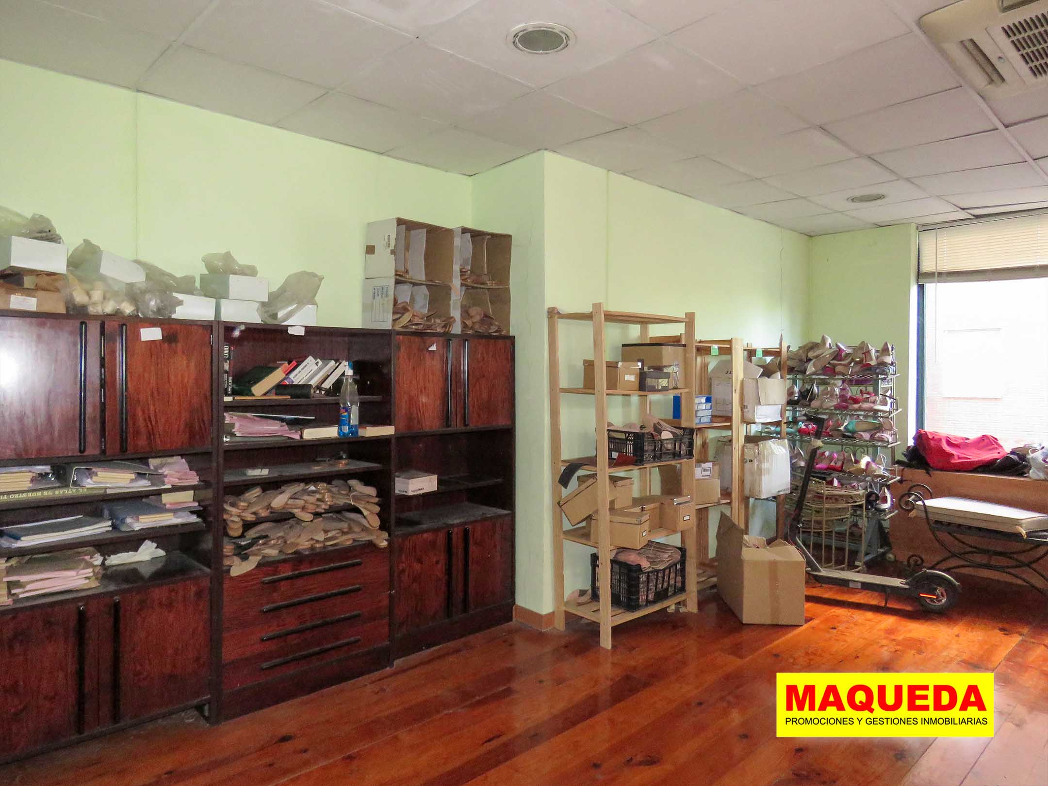Oficina del local comercial en alquiler en Las Retamas, Alcorcón