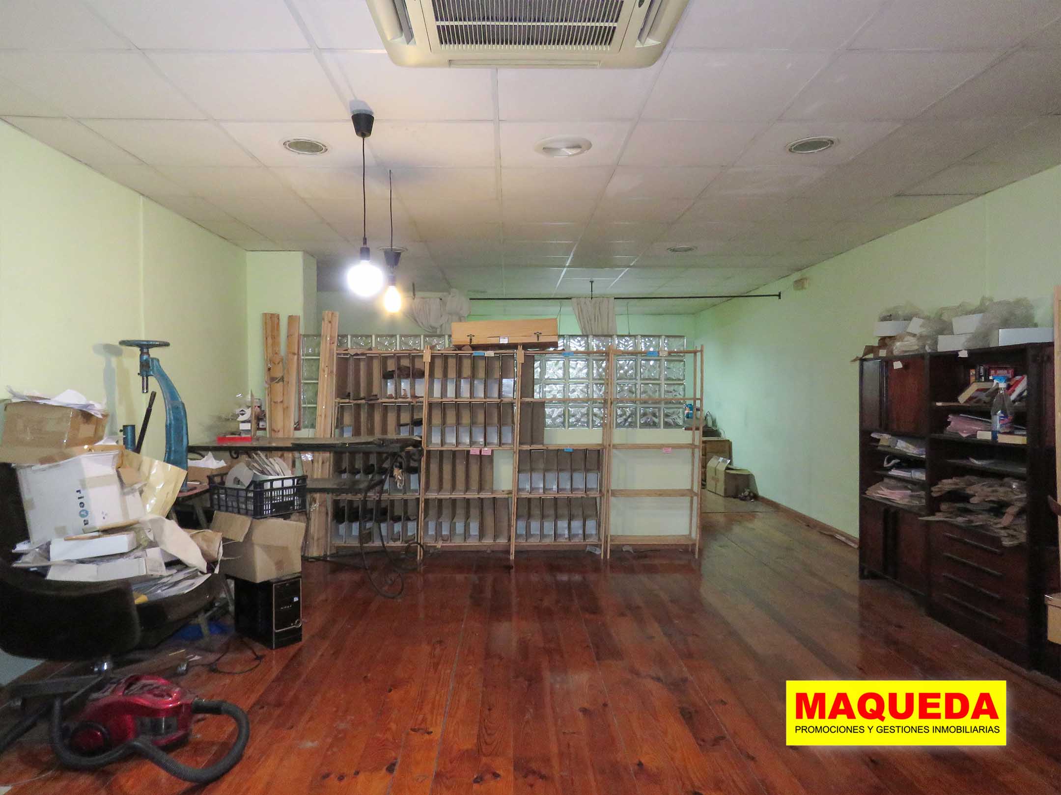 Entreplanta del local comercial en alquiler en Las Retamas, Alcorcón