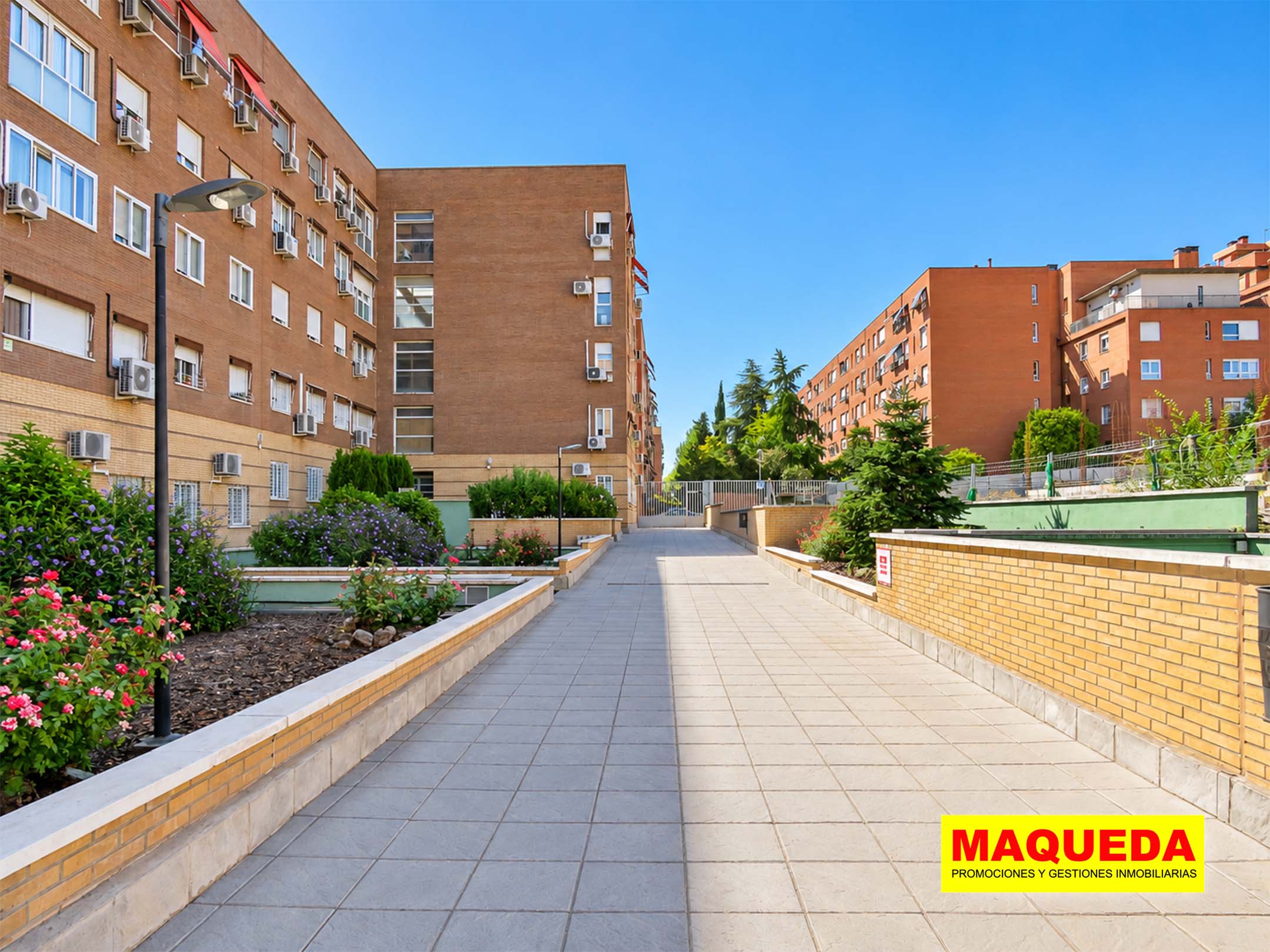Piso en venta en Los Rosales - El Espinillo, Villaverde