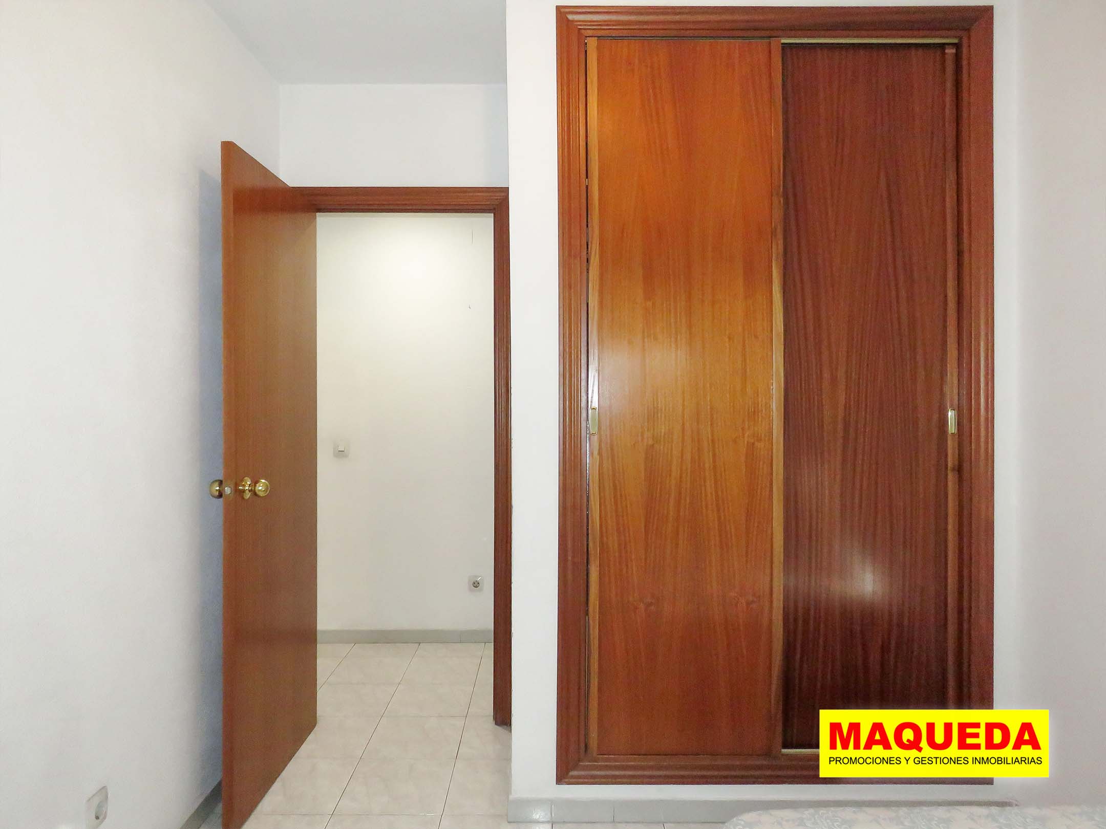 Dormitorio del piso en venta en Los Rosales - El Espinillo, Villaverde