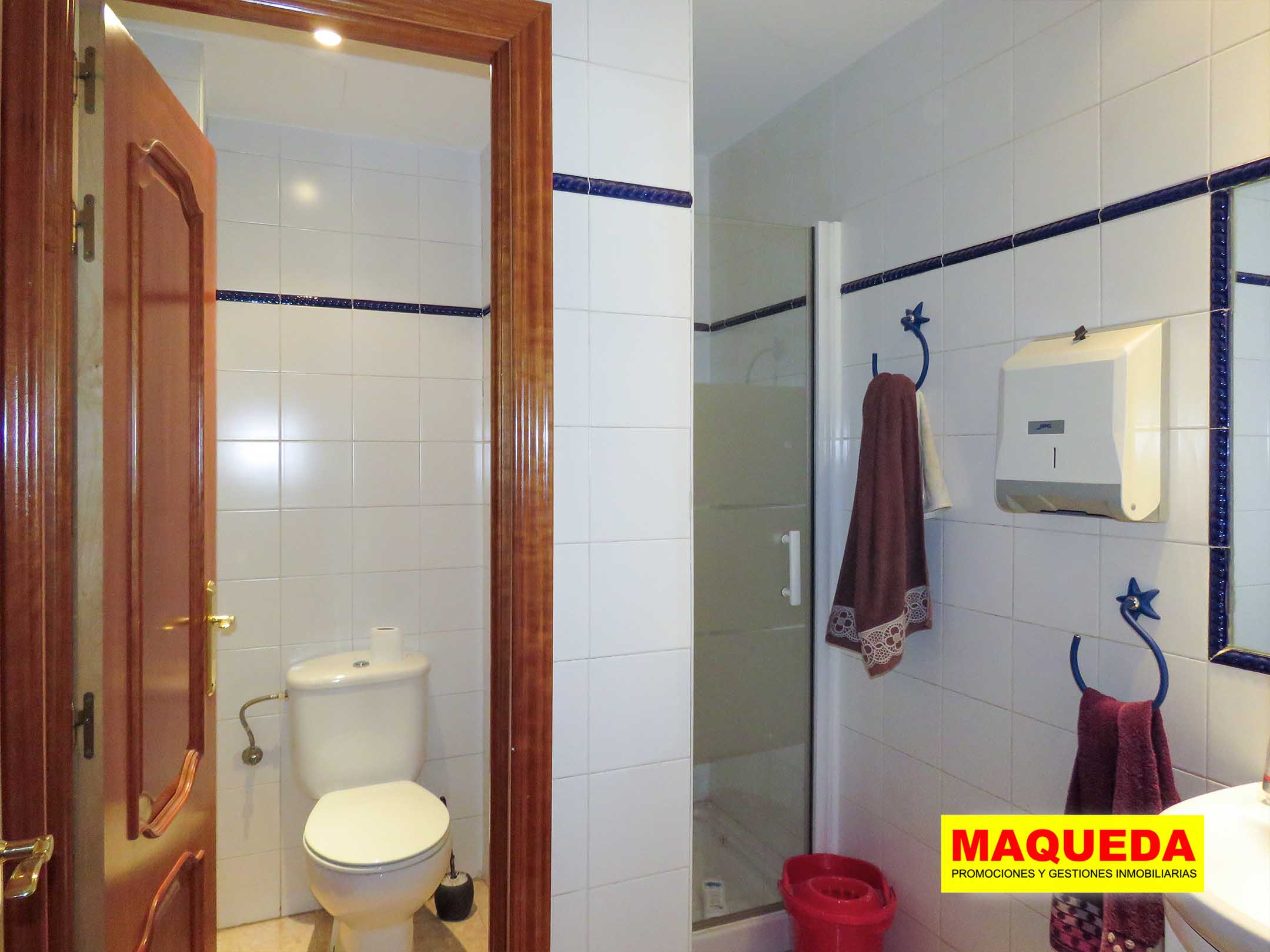 Baño del local comercial en alquiler en Las Retamas, Alcorcón