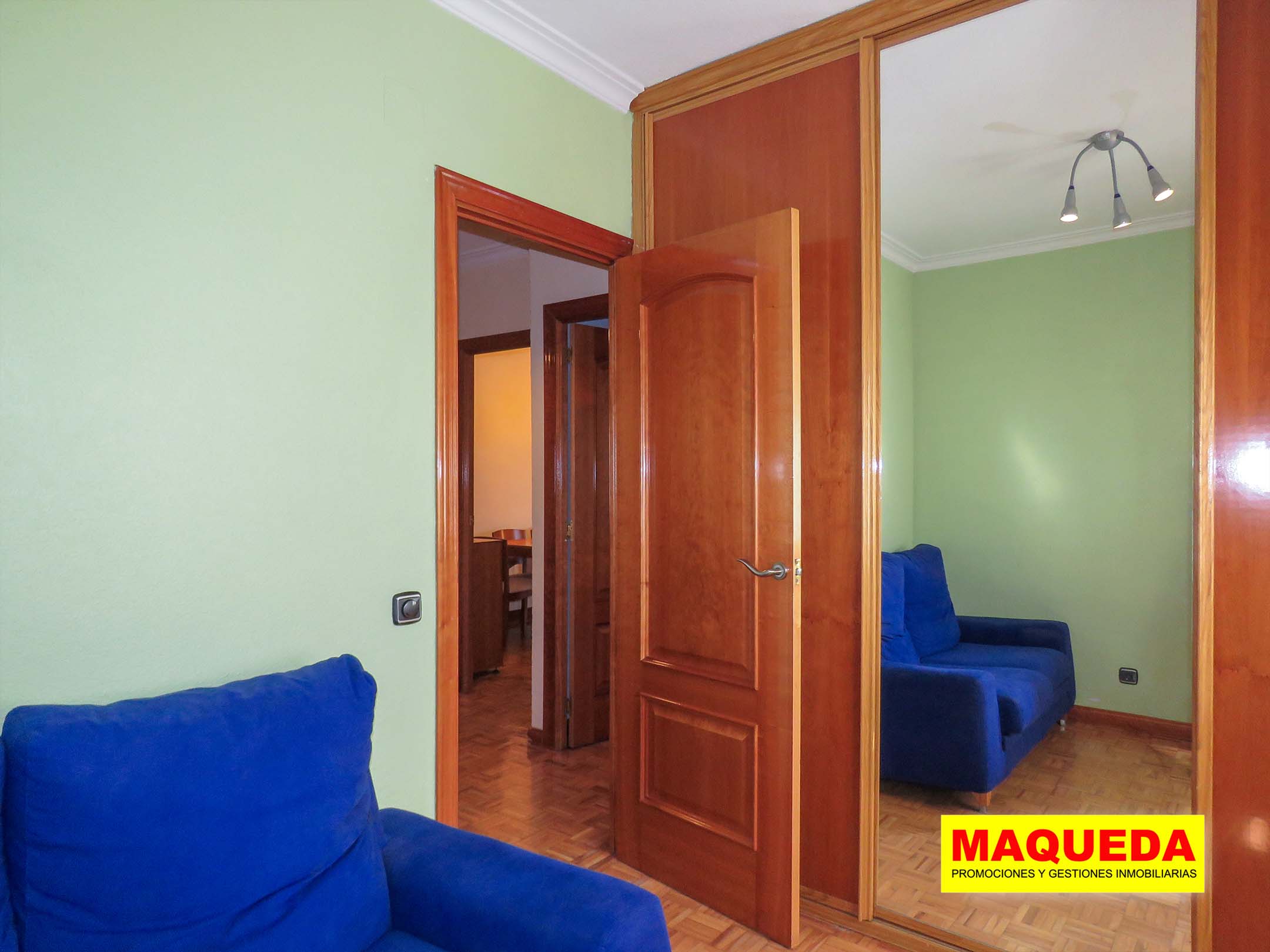 Habitación con armario del piso amueblado en alquiler en Parque Mayor, Alcorcón